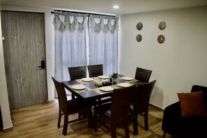 Dining - Dtwn apartment: in the heart of Centro. (Ciudad de México)