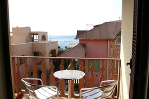 星評価なしの画像、2 / 13、ボタン