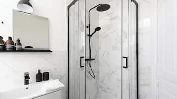 Apartment | Bathroom | Hair dryer