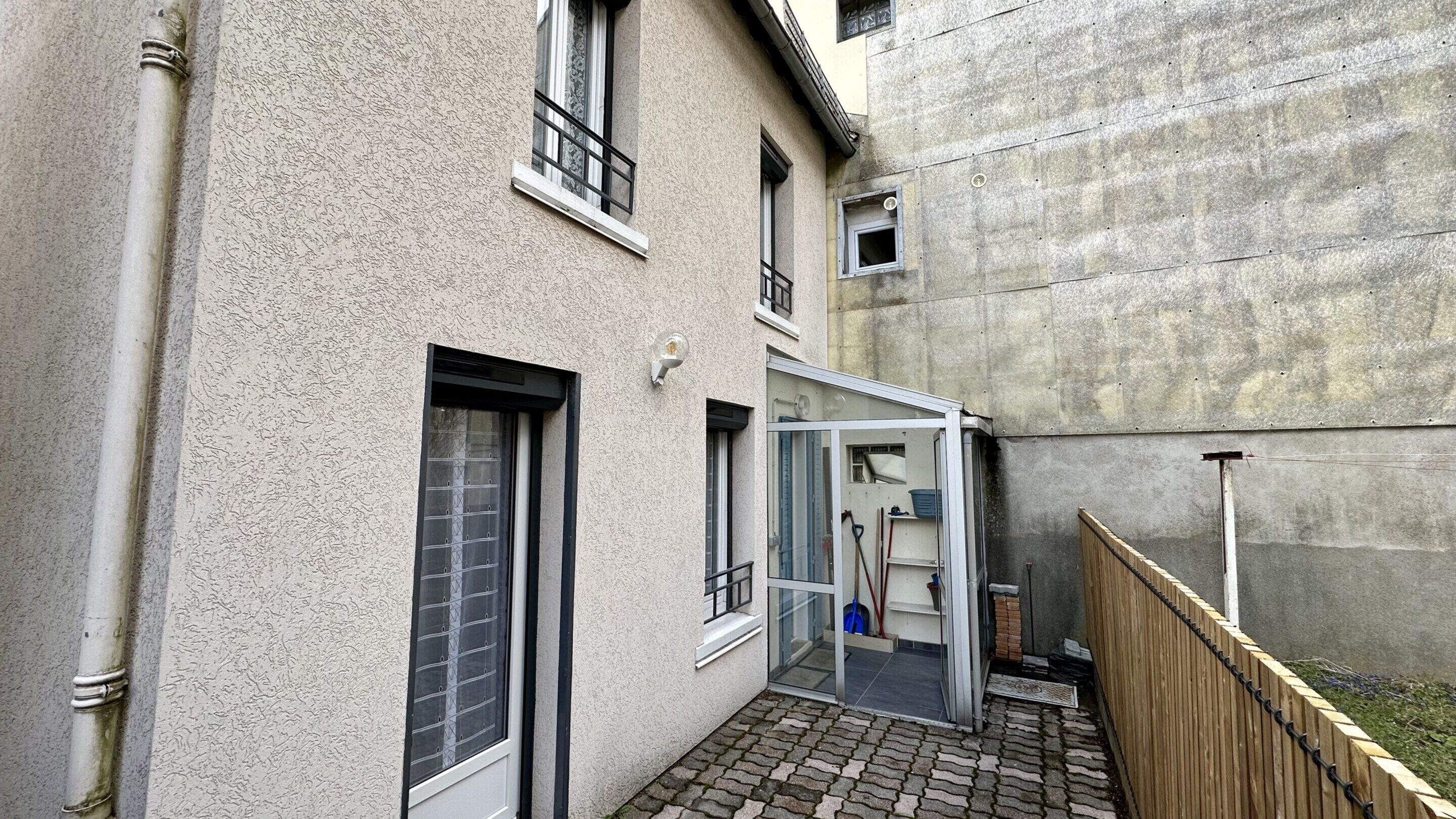 Nhà | Ngoại thất