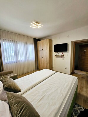 1 bedroom, iron/ironing board, WiFi, bed sheets - DIVNA APARTMENTS SARAJEVO GRBAVICA 
Modern, Business District, Embassies (Sarajevo)
