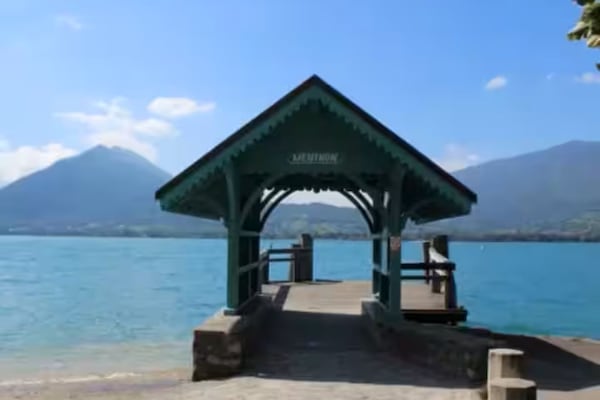 L'embarcadère de Menthon