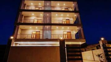 House | Exterior
