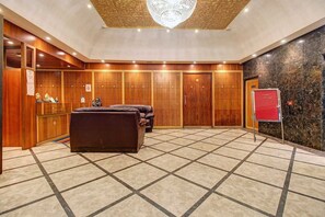 Reception - Townhouse Oak Sector 6 Lucknow (Lucknow)