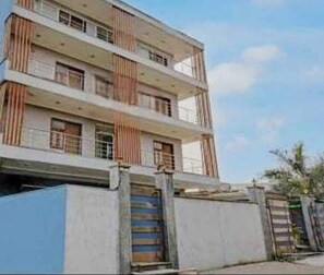 Exterior - Townhouse Oak Sector 6 Lucknow (Lucknow)