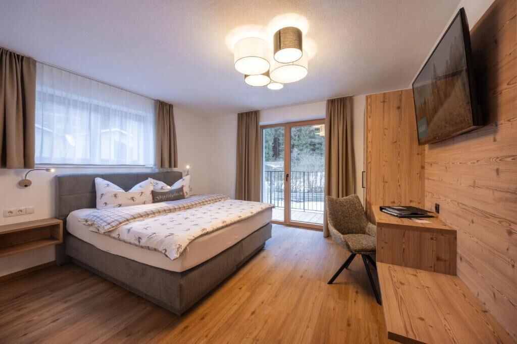 Deluxe-Apartment, 3 Schlafzimmer, Küche, Gartenblick