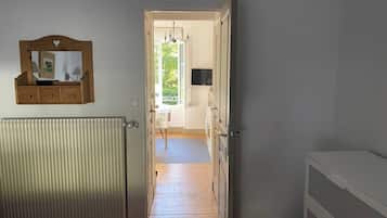 Căn hộ | 1 phòng ngủ, bàn ủi/dụng cụ ủi quần áo