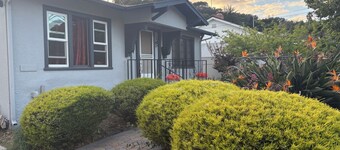 Coastal Comfort in the Heart of It All