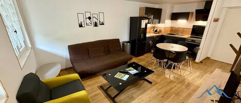Apartment | Living area