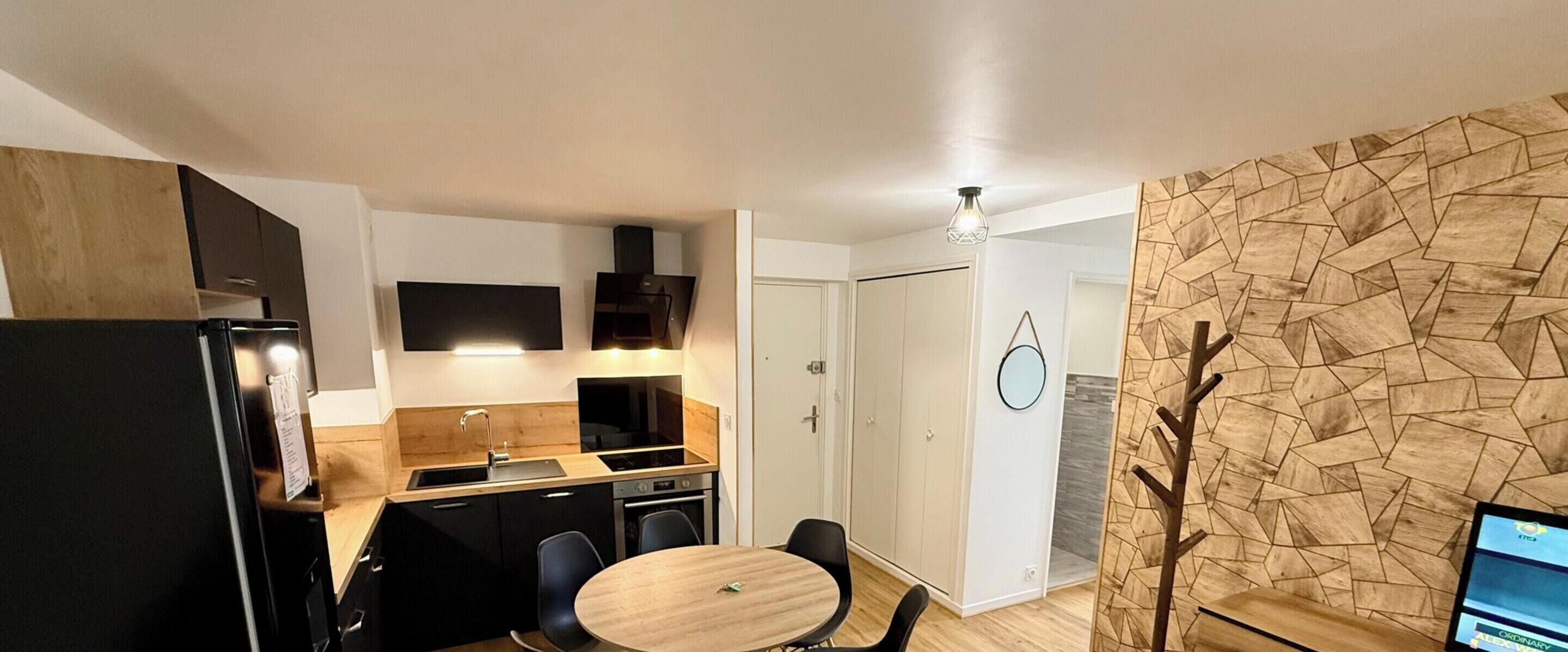 Apartment | Private kitchen | Highchair