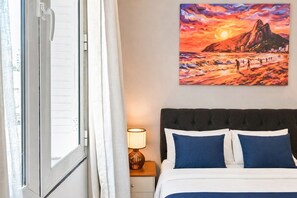 2 chambres, fer et planche à repasser, Wi-Fi gratuit, draps fournis