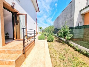 Exterior detail - Casa Cochilia-Camere de inchiriat (Eforie Nord)