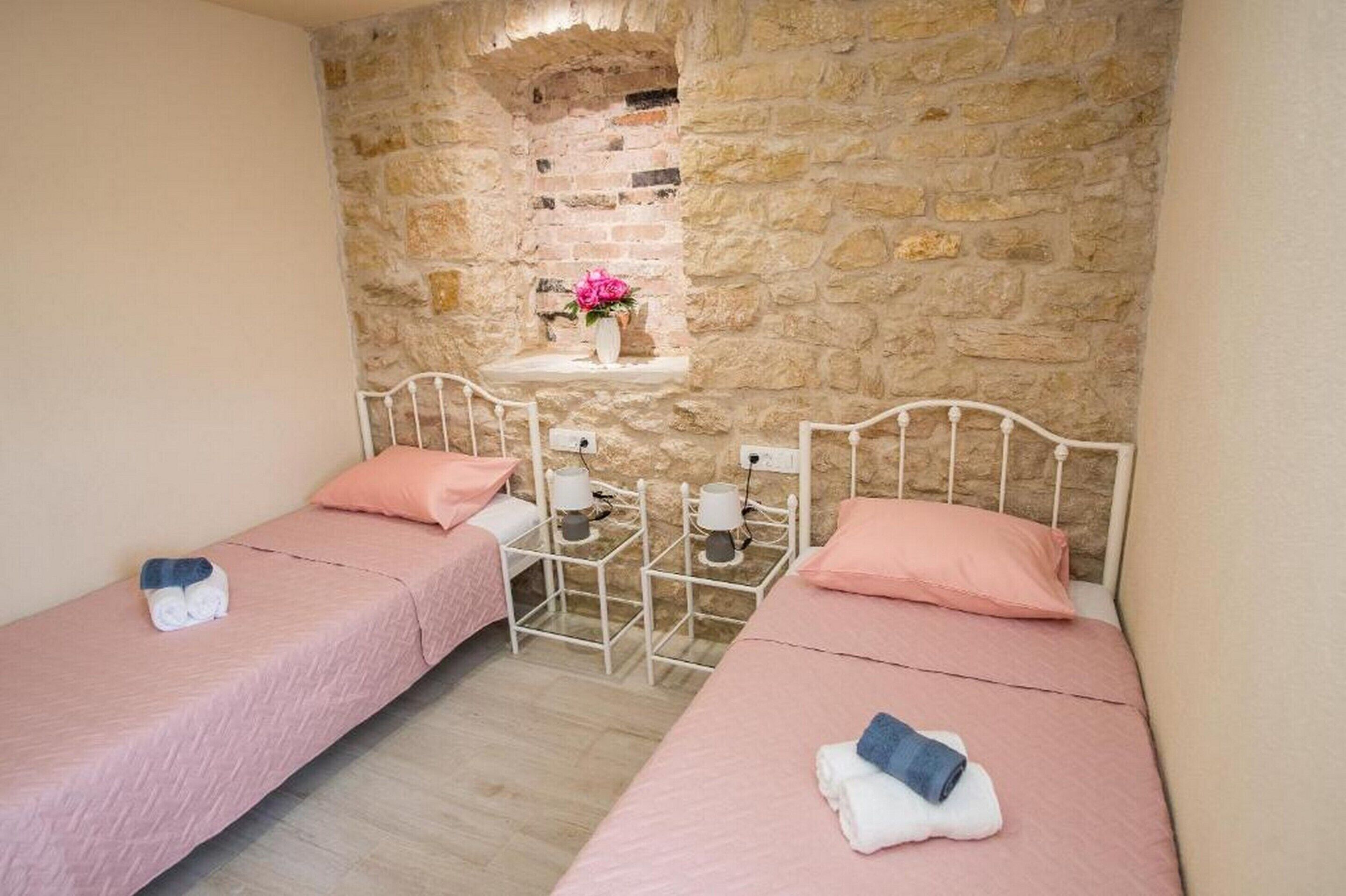 فيلا | 4 عدّة غرف نوم ومكواة/لوح كي