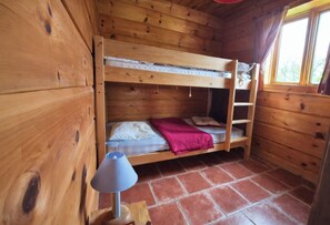 2 habitaciones, tabla de planchar con plancha y wifi 