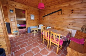 2 Schlafzimmer, Bügeleisen/Bügelbrett, WLAN