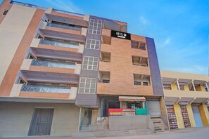 House | Exterior - Hotel O Noida Sector 63 (Noida)