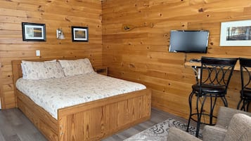 Standard Cottage, Partial Lake View | Soundproofing, free WiFi