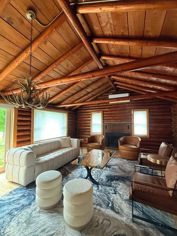 Fireplace - Lakewoods Cottage Resort (Dwight)
