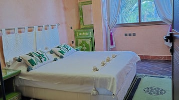 5 chambres, Wi-Fi, draps fournis