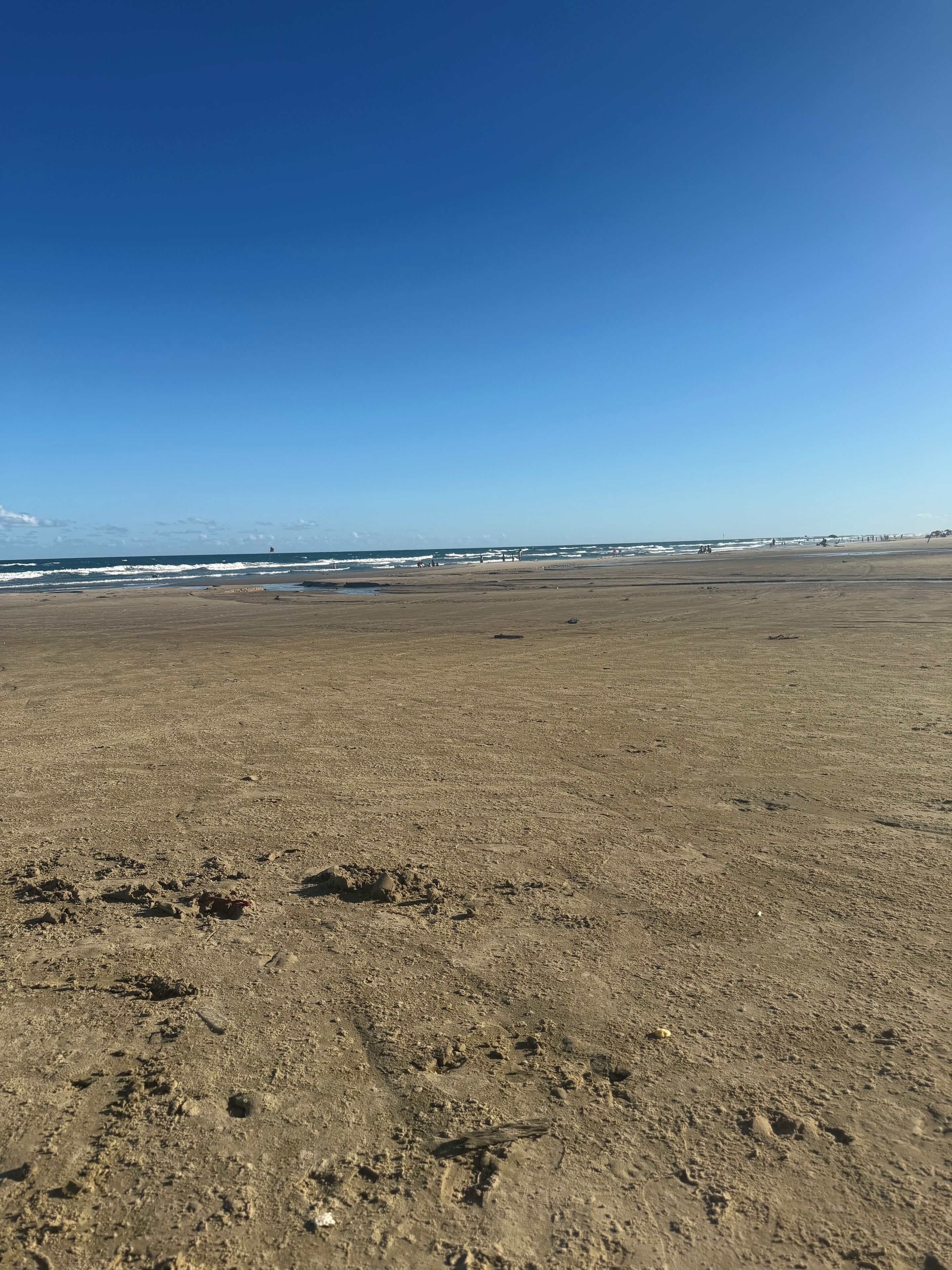 Chaises longues, serviettes de plage