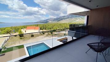 Villa | Terrace/patio