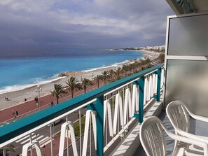 Property grounds - PROMENADE DES ANGLAIS, 1 BEDROOM, AIR CONDITIONING, GARAGE (Nice)