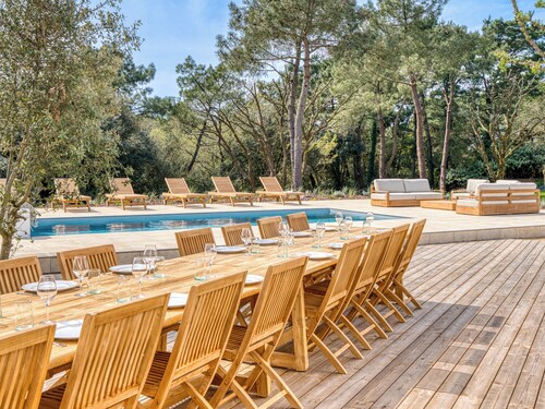 Villa Belvédère : Piscine, Spa, Sauna, Pétanque, Panorama, 8 pers à Brem