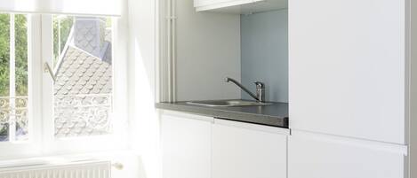 Apartment | Private kitchen | Highchair