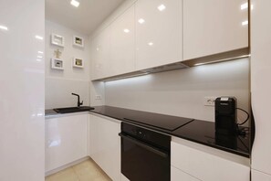Apartment | Private kitchen - Luxe Coastal Romantic Aapartment (Zadar)