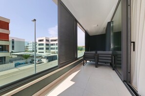 Apartment | Balcony - Luxe Coastal Romantic Aapartment (Zadar)
