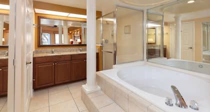 Spring Break Special !!! Spacious 2-Bedroom Villa in Westgate Resorts in Orlando