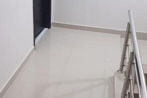 Interior - Faizi apartment pizza shop  (Faisalabad)