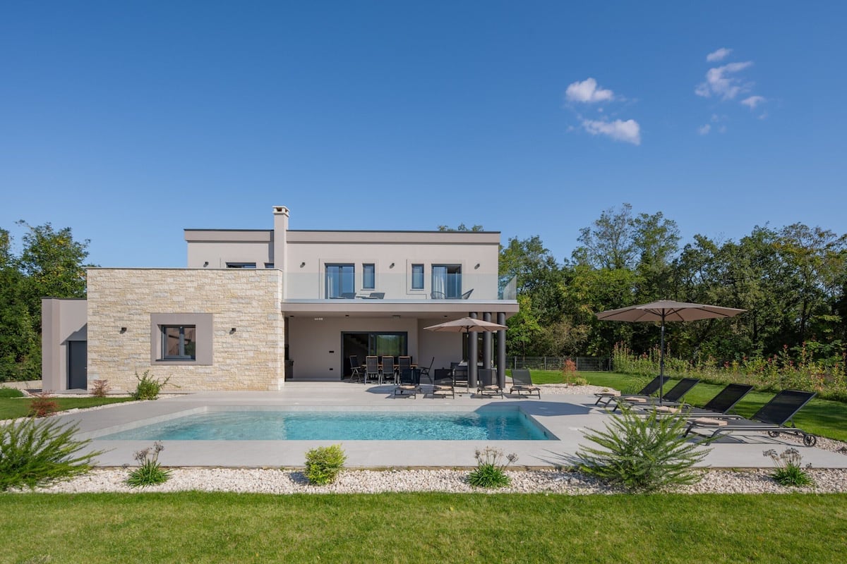 Villa | Pool | Inomhuspool och utomhuspool