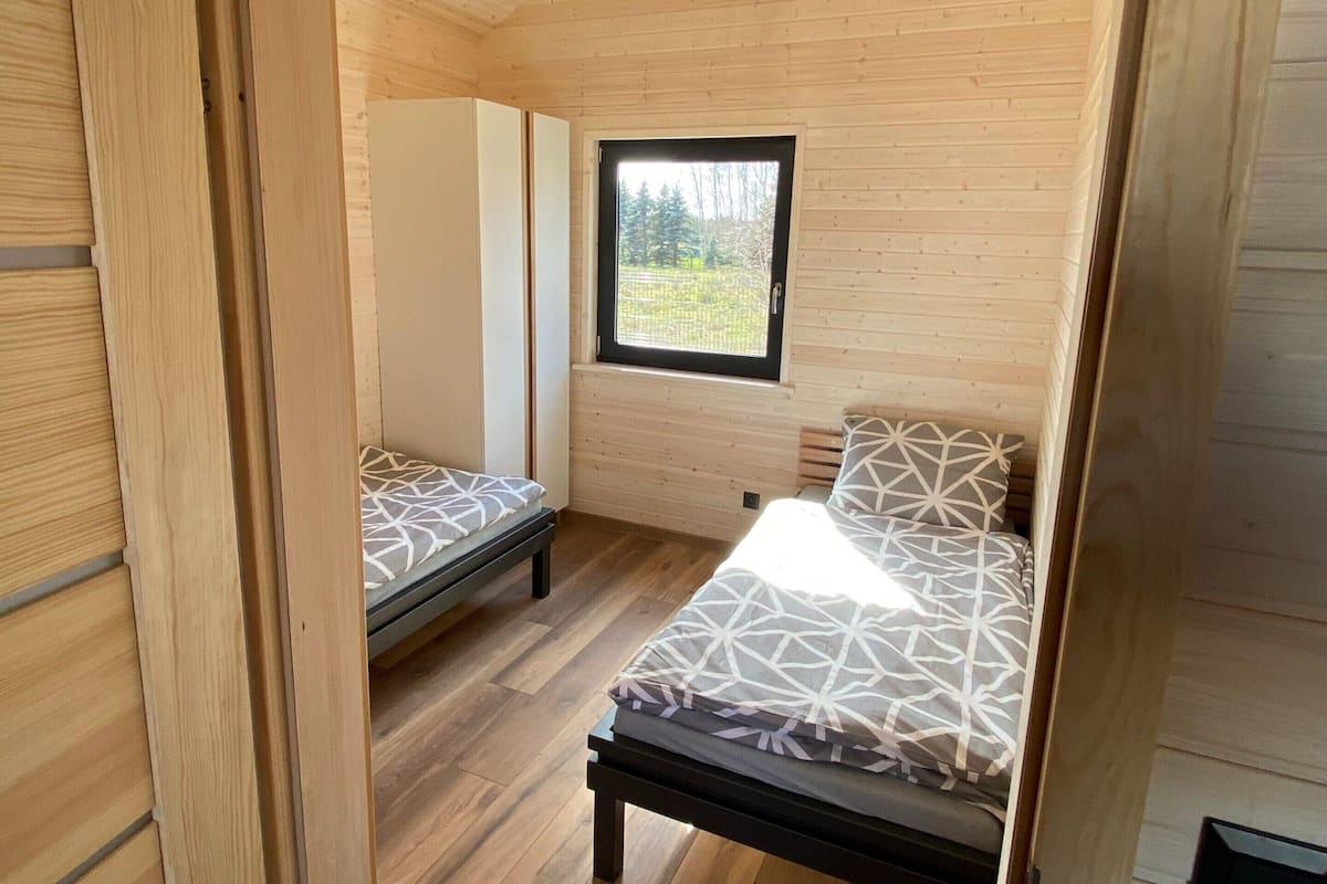 House | 2 bedrooms, individually furnished