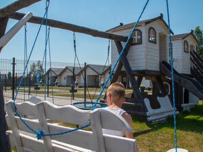 House | Garden - Comfortable Holiday Homes Close to the Beach (Darlowo)