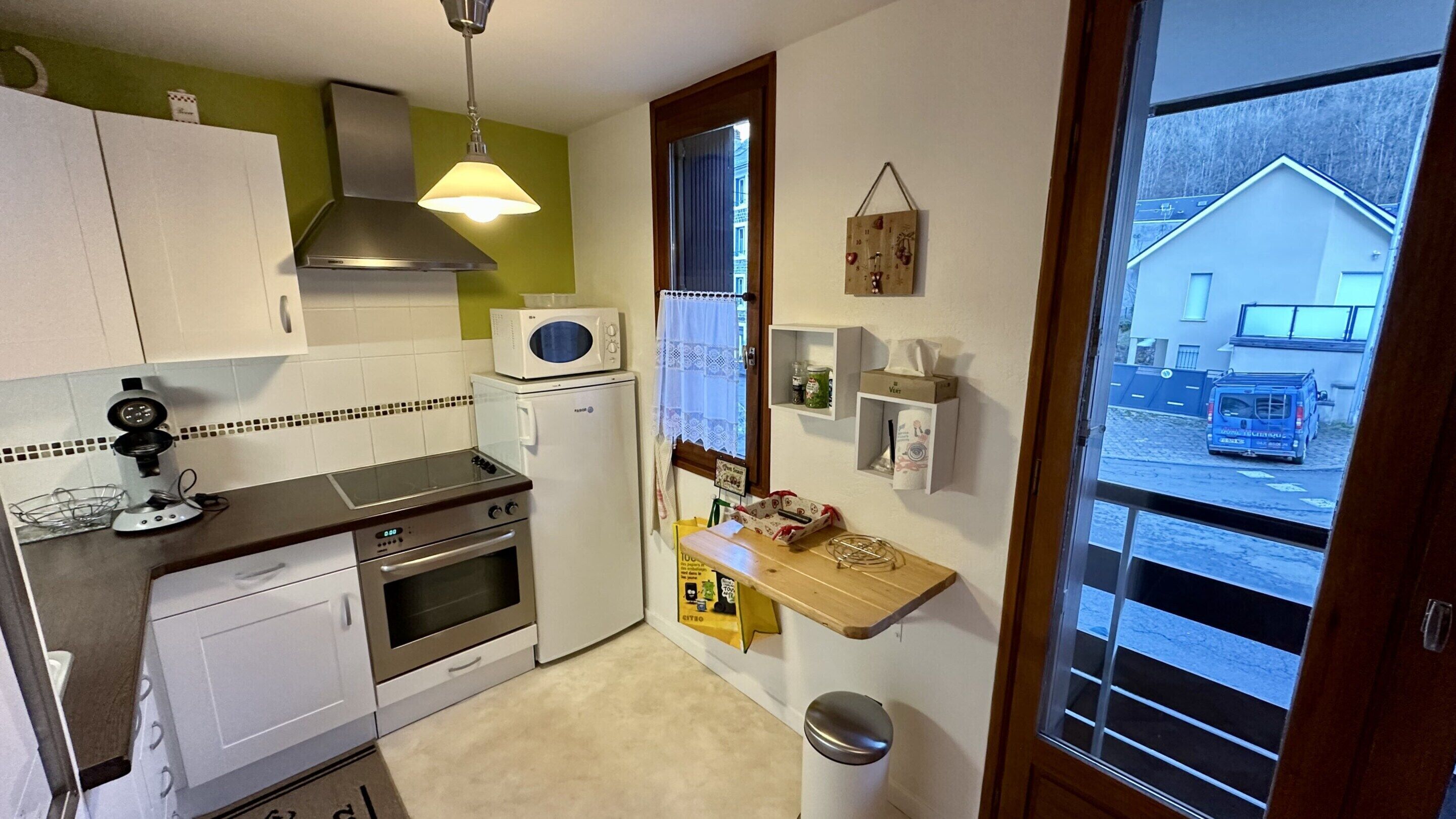 Apartment | Private kitchen | High chair