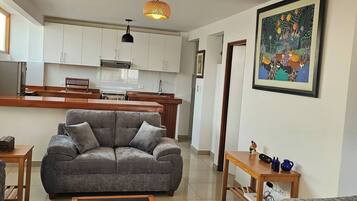 Room, 1 Bedroom, Smoking, Patio | Living room