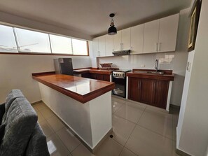 House, 6 Bedrooms, Private Pool, Pool View | Interior - Surfers Paradise - Casa Caro (Punta Negra)