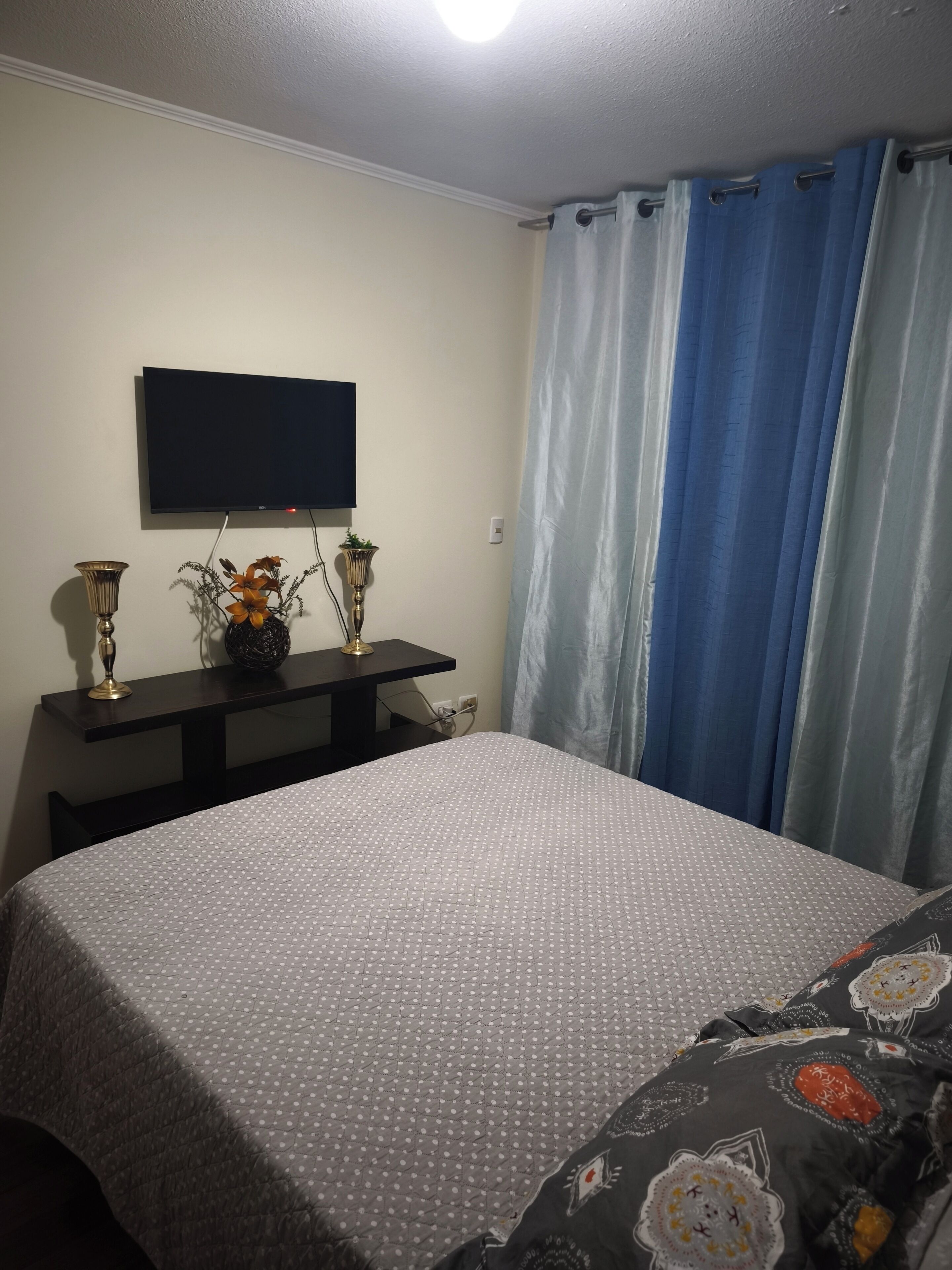 Lägenhet Basic - balkong - utsikt mot innergården