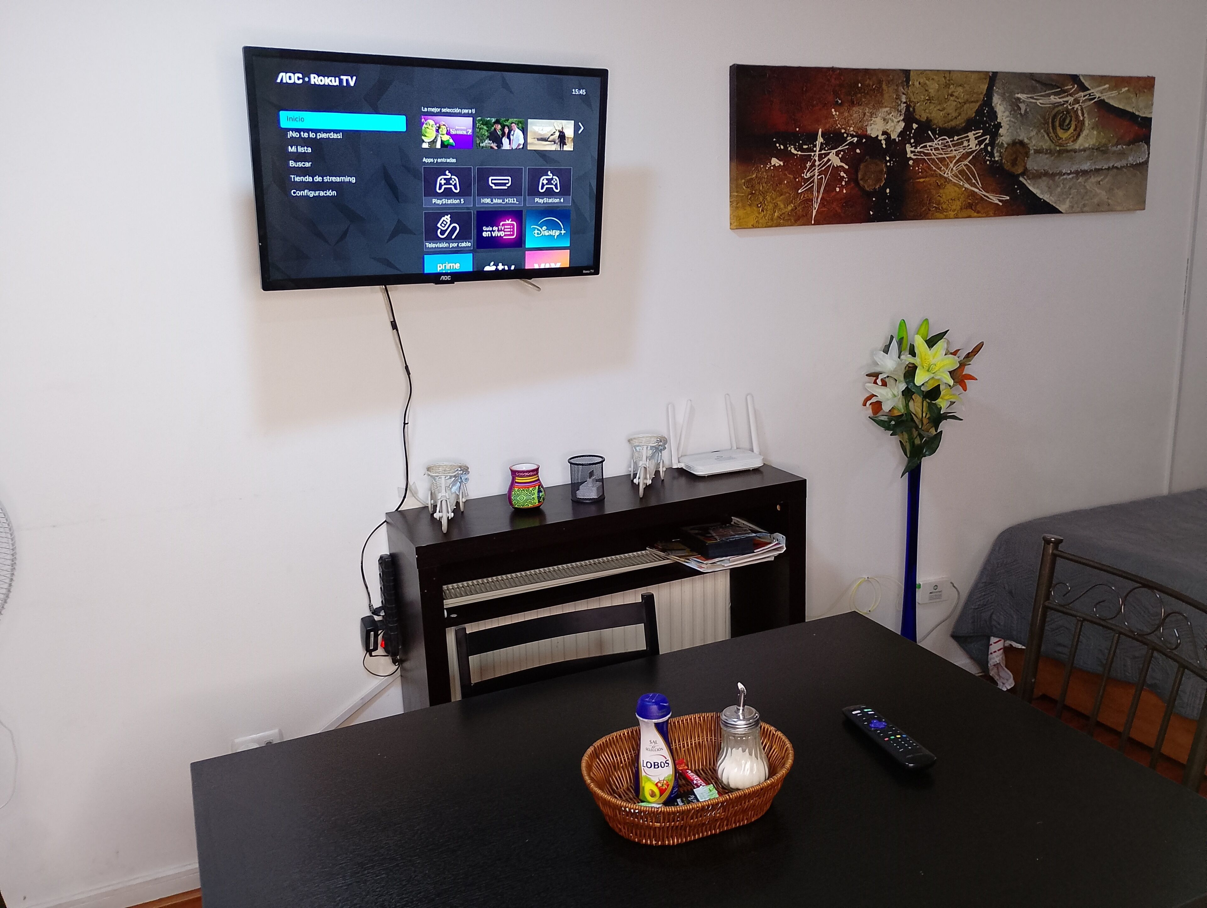 Classic Apartment, Balcony, Garden View | Langsir/tirai gelap terus, seterika/papan seterika, Wi-fi percuma 