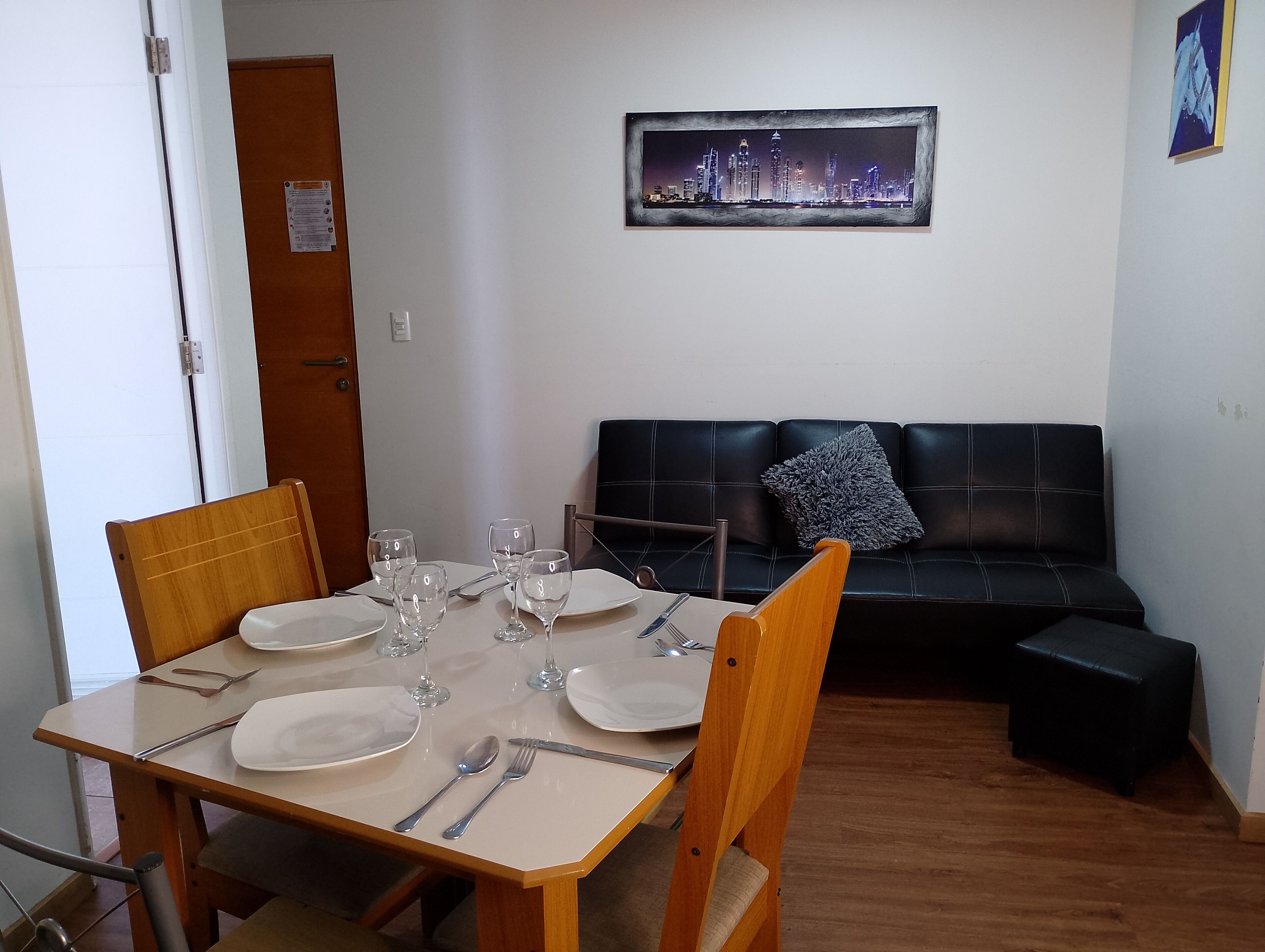 Classic Apartment, Balcony, City View | Dining