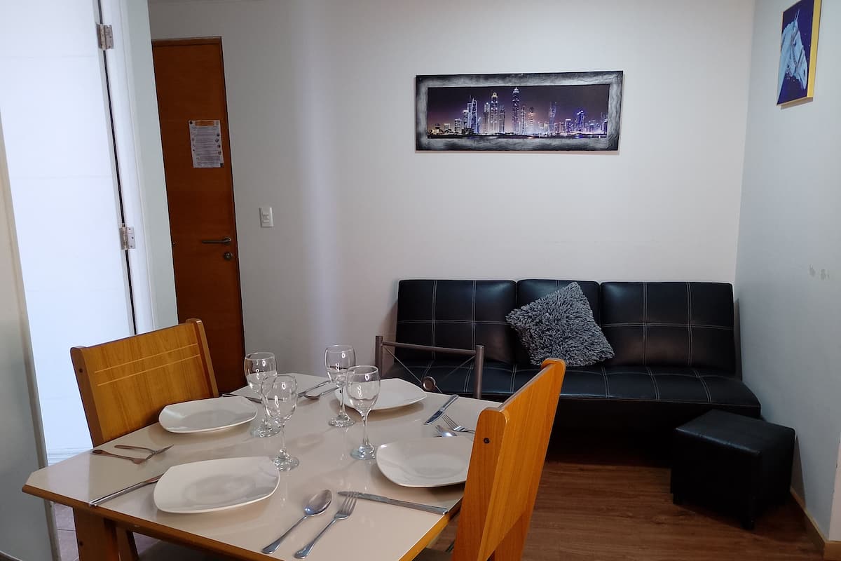 Classic Apartment, Balcony, City View | Dining