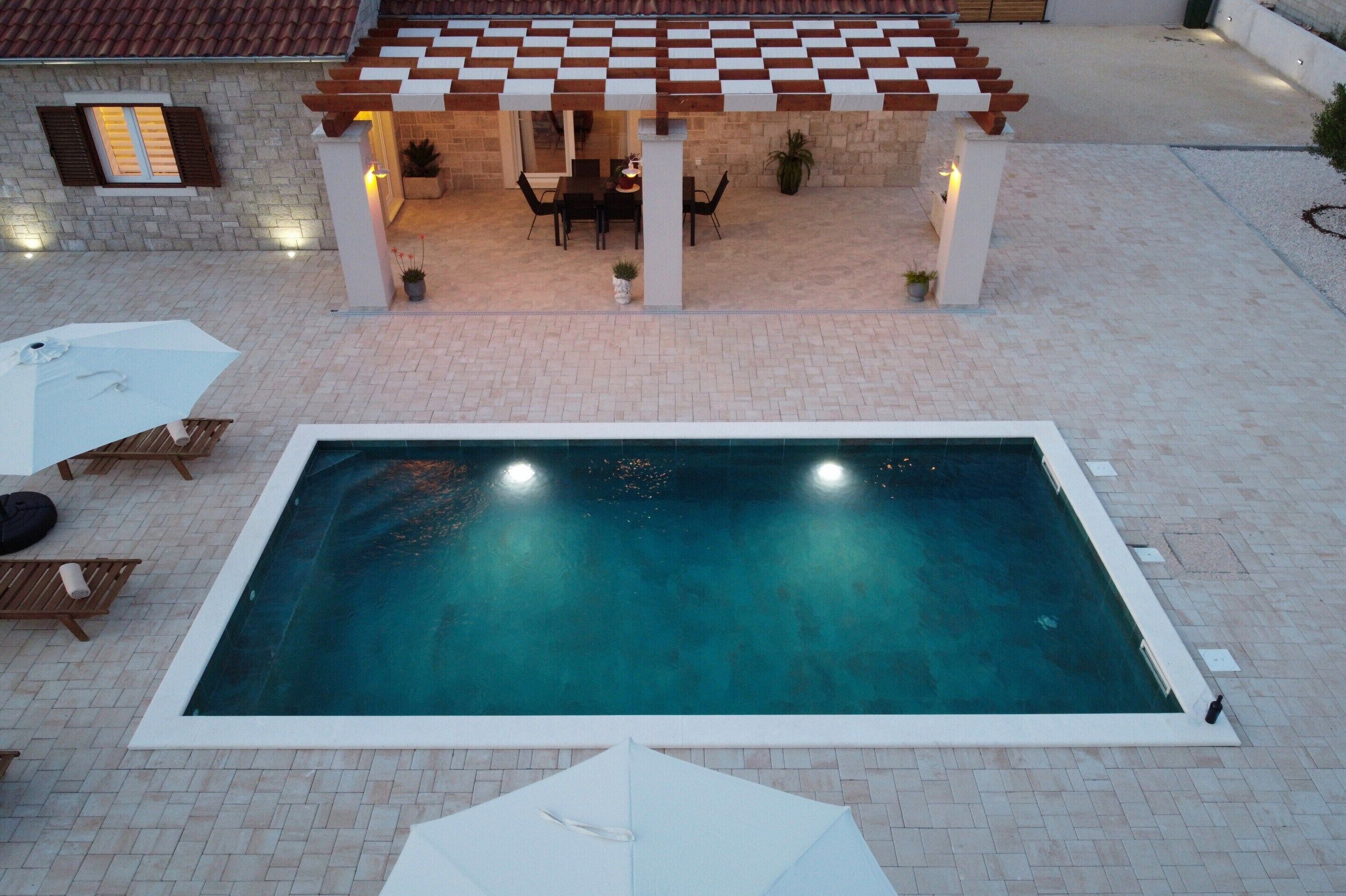 Villa | Pool