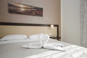 Minibar, in-room safe, free WiFi - Beb Coppola  (Castelluzzo)