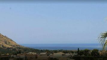 Minibar, safe på rommet og wi-fi (inkludert)