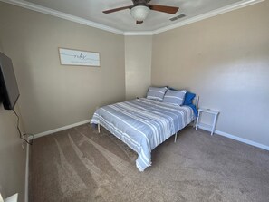 4 quartos, Wi-Fi de cortesia, roupa de cama