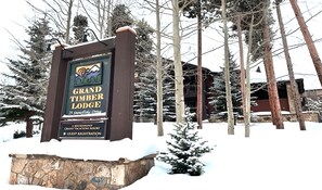 Unclassified image, 5 of 21, button