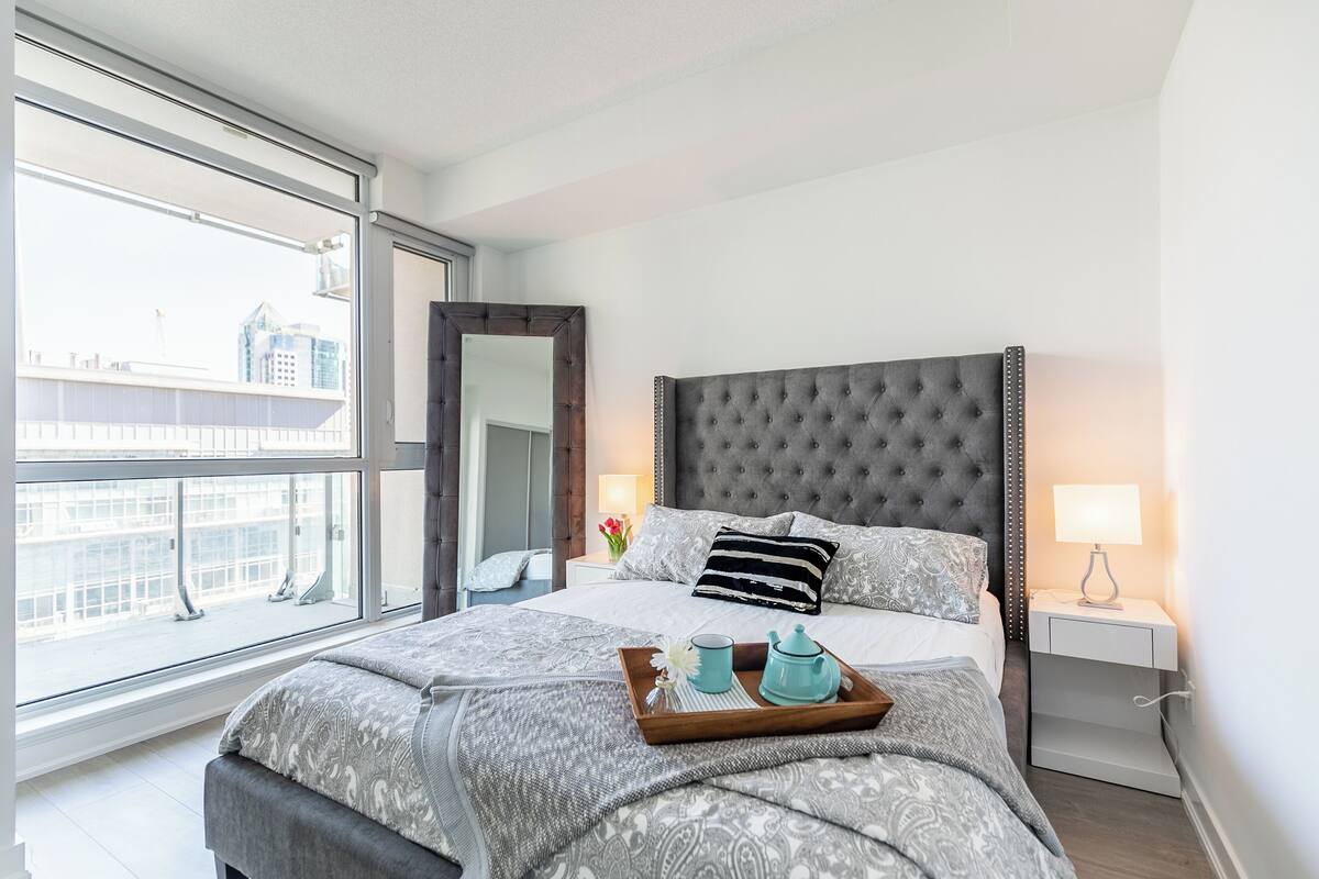 Basic Studio, City View