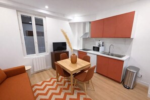 Interior - Appartement Moderne Proche Paris Aubervilliers 4P (Aubervilliers)