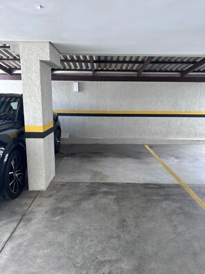 Property grounds - AP ENCANTADOR 1 QUARTO PX. DO CAU HANSEN (Joinville)